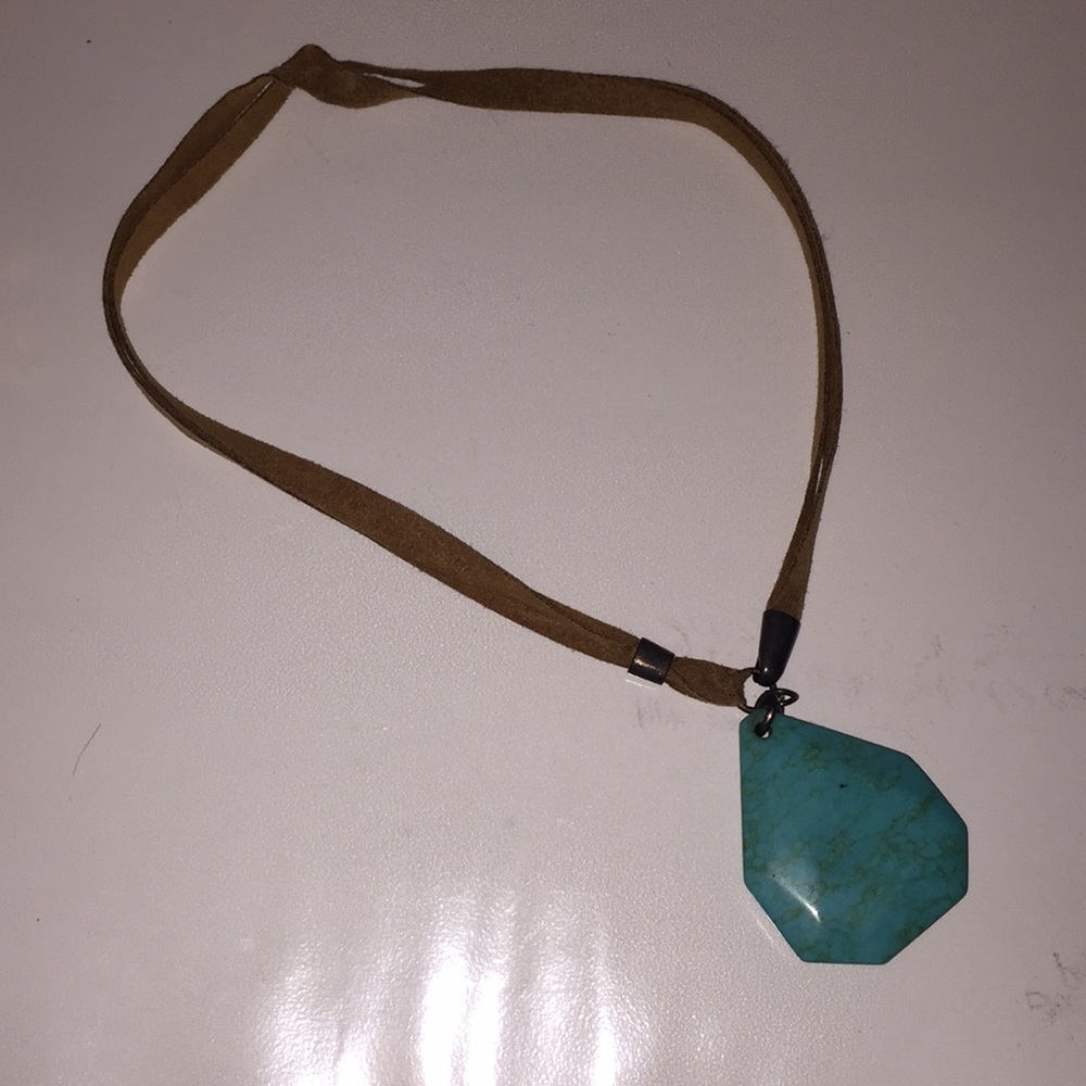 Suede chain, w/ Faux Turquoise pendant